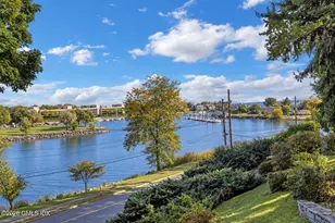 201 Shore Rd, Greenwich, CT 06830 - Photo 4