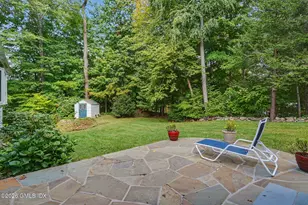 81 S Stonehedge Dr, Greenwich, CT 06831 - Photo 16