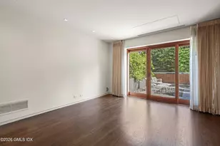 1 Milbank Ave, Greenwich, CT 06830 - Photo 32