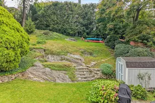 7 Idlewild, Greenwich, CT 06830 - Photo 4