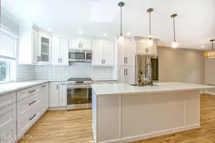328 Booth Pl, Greenwich, CT 06830 - Photo 4