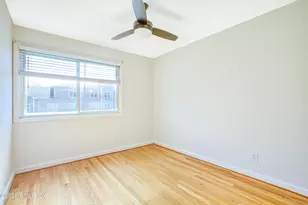 328 Booth Pl, Greenwich, CT 06830 - Photo 18