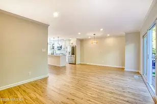 328 Booth Pl, Greenwich, CT 06830 - Photo 8