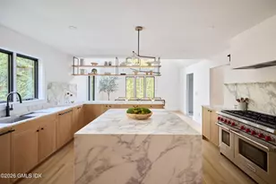 681 River Rd, Greenwich, CT 06807 - Photo 12