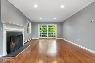 35 Turner Dr, Greenwich, CT 06831 - Photo 10