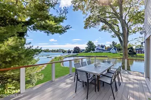 25 Willowmere Ave, Greenwich, CT 06878 - Photo 2