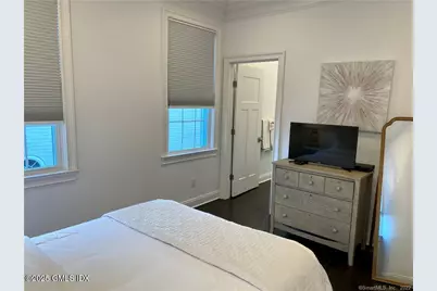84 E Putnam Avenue, Greenwich, CT 06807 - Photo 10