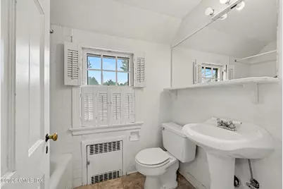 17 Knoll Street, Greenwich, CT 06878 - Photo 24