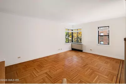 40 W Elm Street #4G, Greenwich, CT 06830 - Photo 6