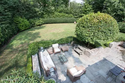 47 Winthrop Drive, Greenwich, CT 06878 - Photo 26
