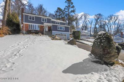 34 Loading Rock Road, Greenwich, CT 06878 - Photo 1