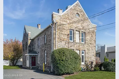 300-302 Soundview Avenue #2, Fairfield, CT 06825 - Photo 1