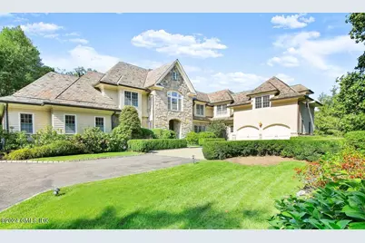 10 Chieftans Road, Greenwich, CT 06831 - Photo 1