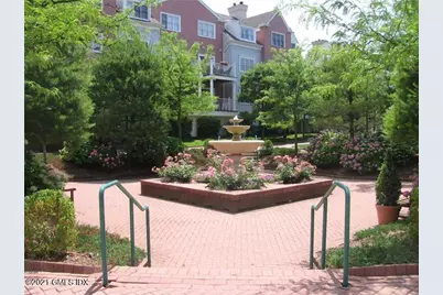 51 Forest Avenue #71, Old Greenwich, CT 06870 - Photo 1