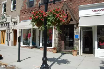 271 Greenwich Avenue #3B, Greenwich, CT 06830 - Photo 1