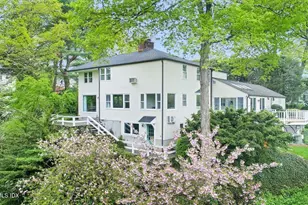 20 Martin Dale, Greenwich, CT 06830 - Photo 1