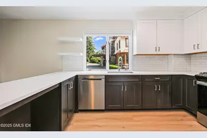 11 Maple Avenue #202, Greenwich, CT 06830 - Photo 1