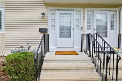75 Cos Cob Avenue #9, Greenwich, CT 06807 - Photo 1