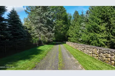 173 Adams Lane, New Canaan, CT 06840 - Photo 1