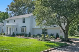 141 Woodside Dr, Greenwich, CT 06830 - Photo 1