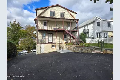 144 Pine Street #D, Greenwich, CT 06830 - Photo 1