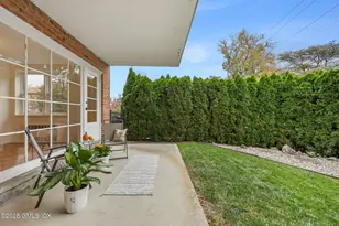 4 Putnam Hill, Greenwich, CT 06830 - Photo 1