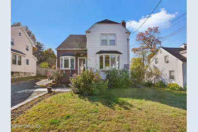 34 Bradley Place, Stamford, CT 06905 - Photo 1