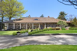21 Pecksland Rd, Greenwich, CT 06831 - Photo 1