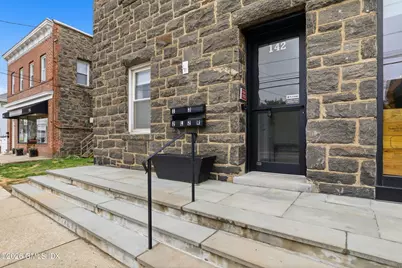 140 Hamilton Avenue #1, Greenwich, CT 06830 - Photo 1