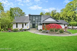 10 Ricki-Beth Ln, Old Greenwich, CT 06870 - Photo 1
