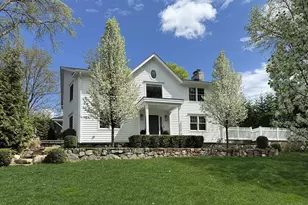 18 Tomney Rd, Greenwich, CT 06830 - Photo 1