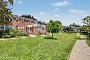 149 Putnam Park, Greenwich, CT 06830 - Photo 1