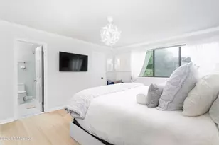 407 W Lyon Farm Dr, Greenwich, CT 06831 - Photo 14