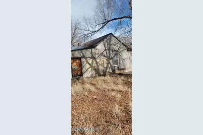 268 W Park Avenue, Ash Fork, AZ 86320 - Photo 10