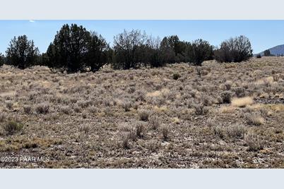 135 NW Boars Breath Road, Ash Fork, AZ 86320 - Photo 1
