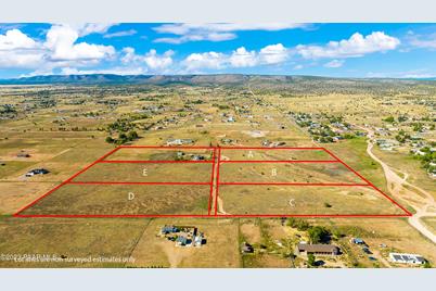25070 N Midget Lane, Paulden, AZ 86334 - Photo 1
