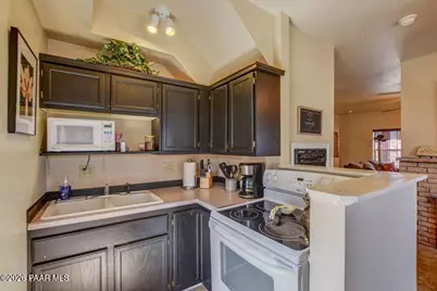 325 E Union 'the Townhouse' Street, Prescott, AZ 86303 - Photo 12