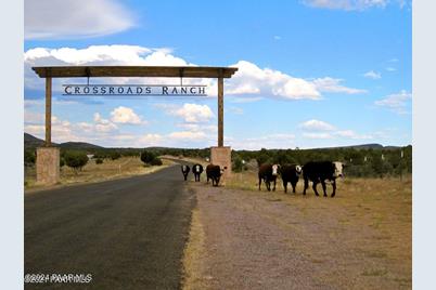 19300 N Sullivan Buttes Road - Photo 1