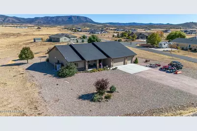 11783 N Macfarlane Way, Prescott Valley, AZ 86315 - Photo 1