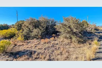 16220 S Black Mountain Road, Mayer, AZ 86333 - Photo 1