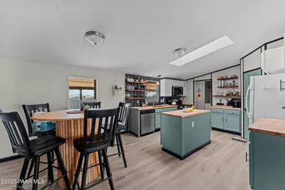 266 W Gompers Circle, Morristown, AZ 85342 - Photo 10