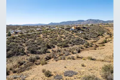 11380 E Kachina Place, Dewey-Humboldt, AZ 86327 - Photo 2