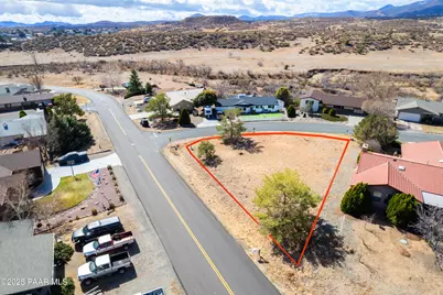 1049 N Arrowhead Lane, Dewey-Humboldt, AZ 86327 - Photo 2