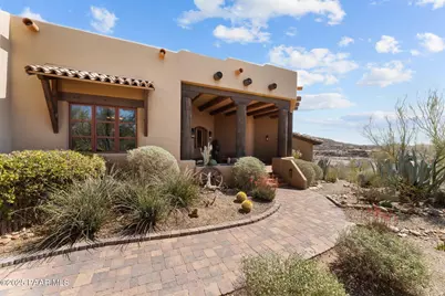 850 W Tellier Trail, Wickenburg, AZ 85390 - Photo 2