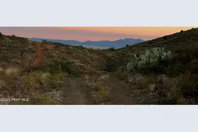 000Xx E White Drive, Dewey-Humboldt, AZ 86327 - Photo 8