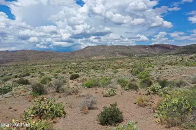 17600 S Dripping Springs Road, Mayer, AZ 86333 - Photo 2