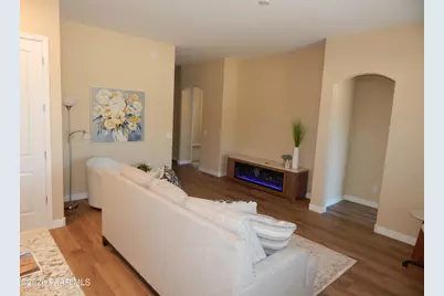 6861 E Byron Place, Prescott Valley, AZ 86314 - Photo 6