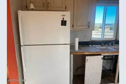 25085 Hillcrest Drive, Seligman, AZ 86337 - Photo 14