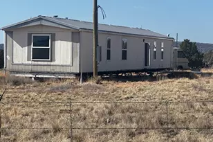 25085 Hillcrest Dr, Seligman, AZ 86337 - Photo 2