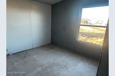 25085 Hillcrest Drive, Seligman, AZ 86337 - Photo 22